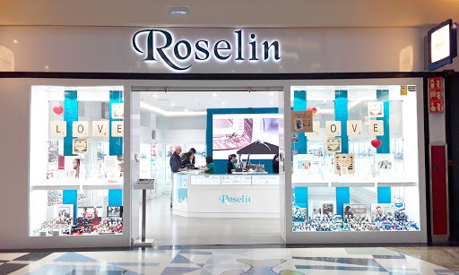 Roselin Dos Mares