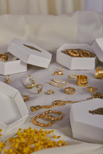 its Miel JEWELRY