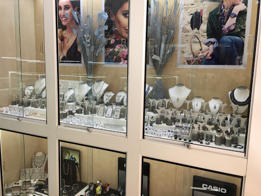 Joyería Spirit | Joyería física y online, oro de 1ª ley, plata y joyas personalizadas.