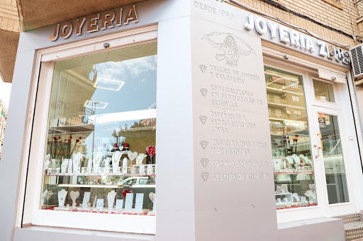Joyería Zeus en Crevillente I Alianzas de boda personalizadas