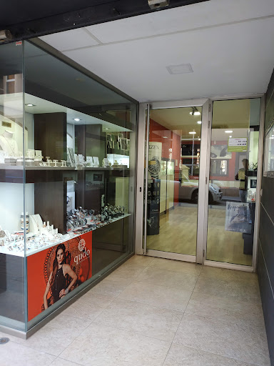 Taller de joyeria Bianca joies