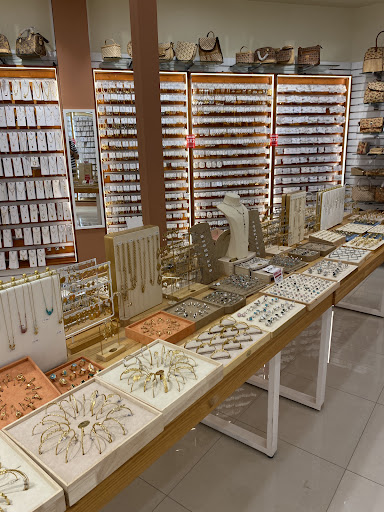 Mira Mira Jewelry