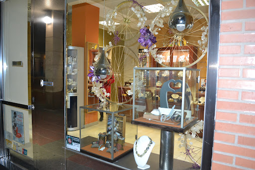 Joyería-Taller Ádamas (Estrella González Serna)
